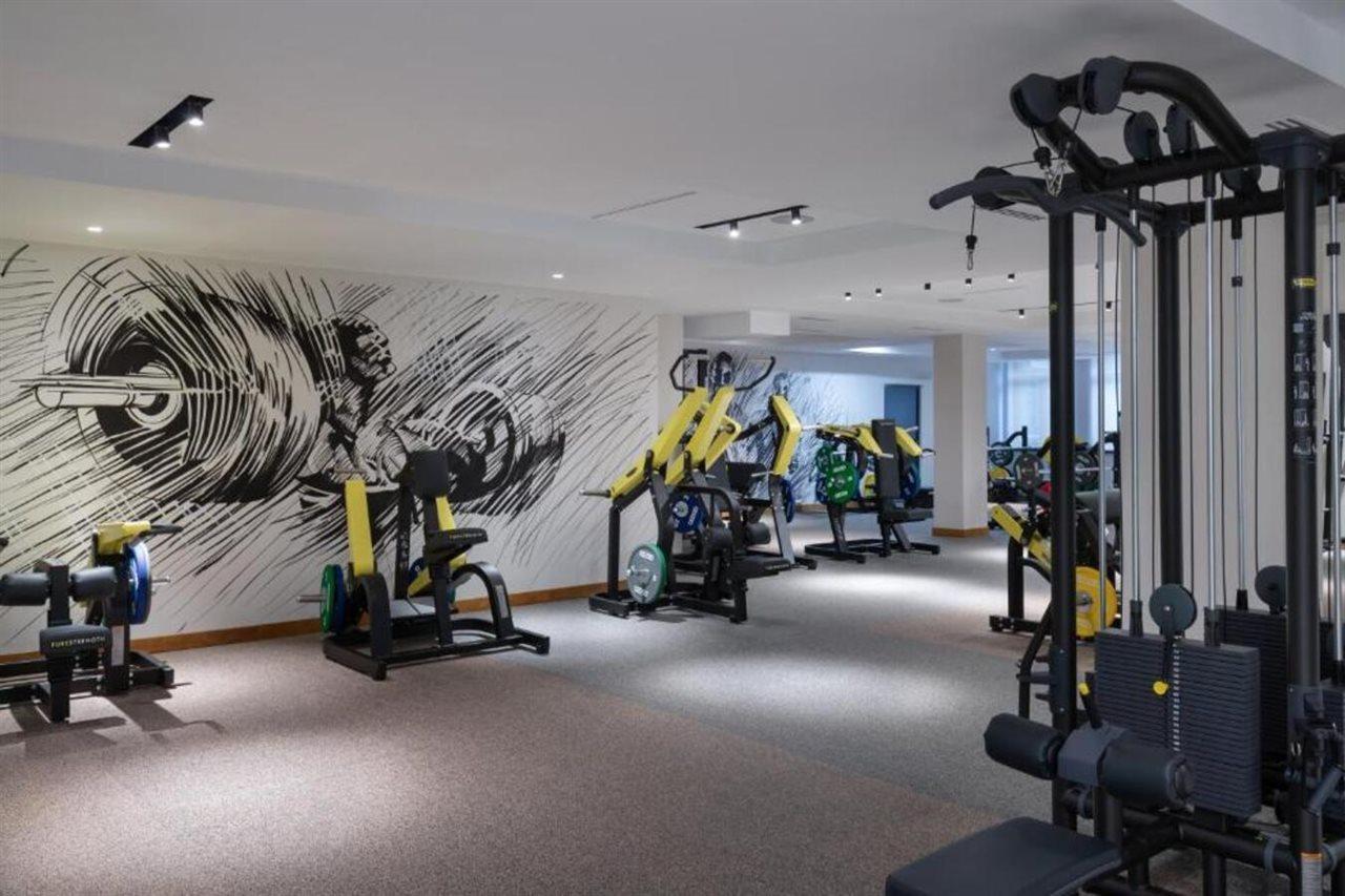 Doubletree By Hilton Almaty Hotel Ngoại thất bức ảnh